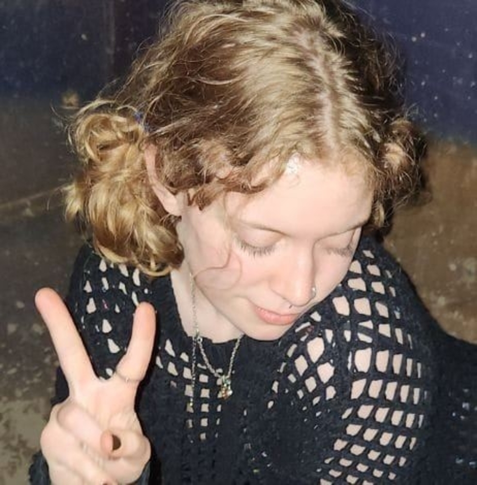 Meet your Posher, Emma